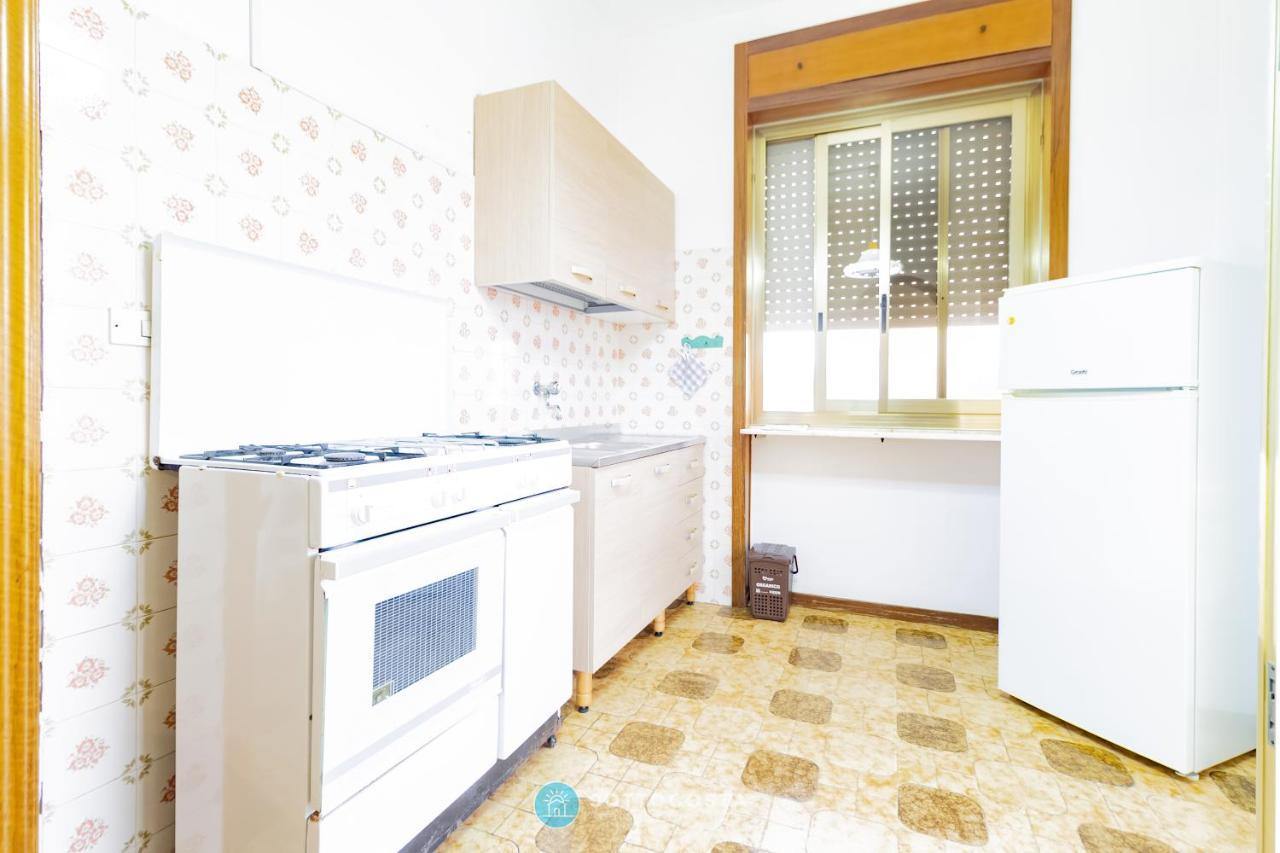 Moon & Sun Flat - Sant'Isidoro Apartment Sant Isidoro  Exterior photo